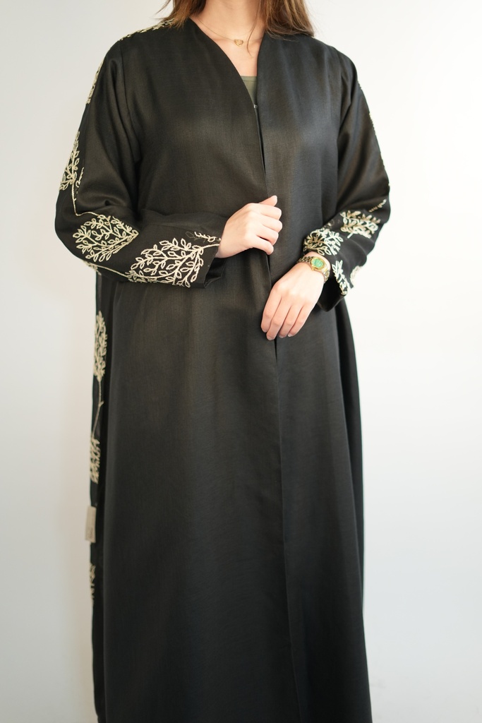 S521-Embroidery back abaya